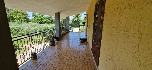 Foto Rustico a Orbetello di 130 m² con 8 locali in vendita