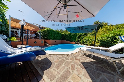 Foto Villa unifamiliare a Livorno Limoncino - Valle Benedetta di 160 m²
