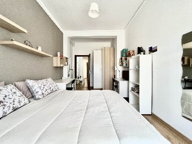 Foto Appartamento in via maggiroe perni, Palermo Oreto - Perez di 143 m²
