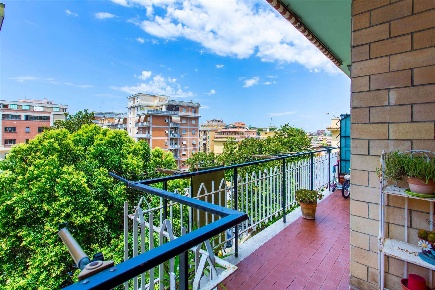 Foto Appartamento in Piazza Roma, Monterotondo Centro di 89 m² con 4 locali