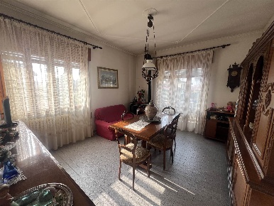 Foto Villa bifamiliare a San Pietro Viminario di 252 m² con 9 locali