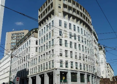 Foto Ufficio a Milano Duomo di 283 m² con 7 locali in affitto