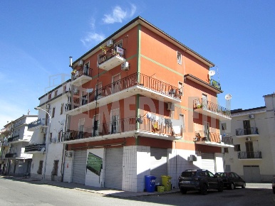 Foto Appartamento in VIA EUGENIO MONTALE 46, Corigliano-Rossano di 140 m²
