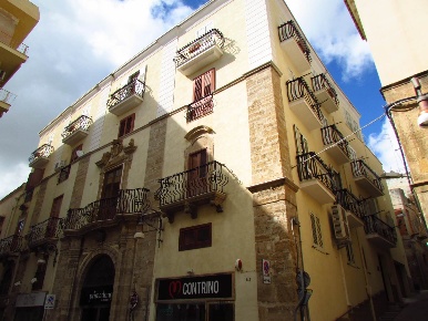 Foto Appartamento in Via San Leonardo 1, Sciacca Centro di 170 m²