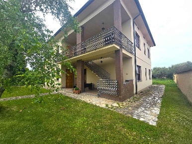 Foto Villa unifamiliare in via Lombarda, Capannori Lammari - Lunata