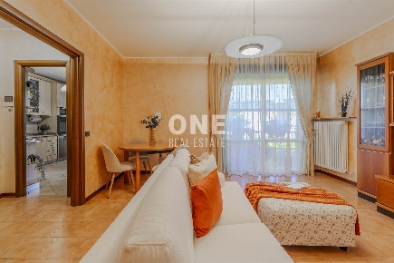 Foto Appartamento in Via San Biagio 19, Casatenovo Centro di 165 m²