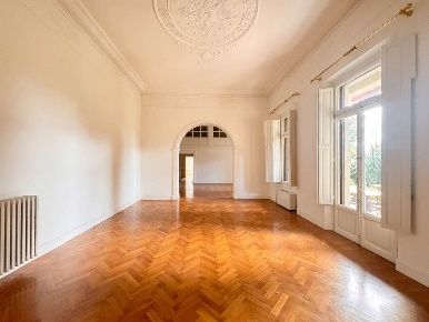 Foto Appartamento in via trieste, Firenze Bolognese di 410 m² con 9 locali