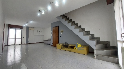 Foto Appartamento a Sorbolo Mezzani Chiozzola di 203 m² con 5 locali