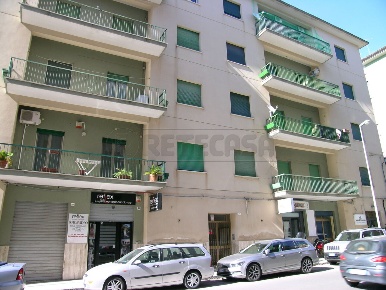 Foto Appartamento in viale trieste 93, Caltanissetta Centro di 147 m²