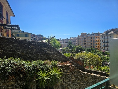 Foto Appartamento in Via Fratelli Betti 21, Rapallo di 55 m² con 3 locali