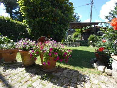 Foto Appartamento a Scarperia e San Piero Scarperia di 105 m² con 4 locali