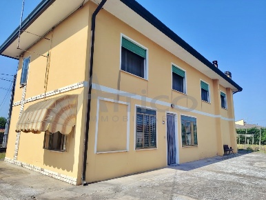 Foto Villa singola in Boara Pisani PD, Boara Pisani Centro di 190 m²