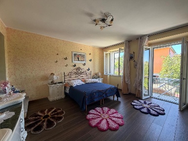 Foto Case semi ndipendenti a Fivizzano Ceserano di 110 m² con 4 locali