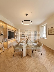 Foto Appartamento a Lucca Piazza Anfiteatro - Torre Guinigi di 140 m²