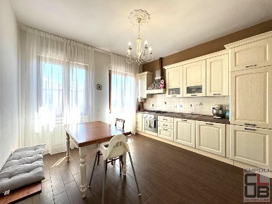 Foto Attico a Montelupo Fiorentino Centro di 130 m² con 6 locali in vendita