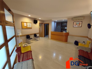 Foto Ufficio a Alcamo Semicentro di 70 m² con 2 locali in affitto