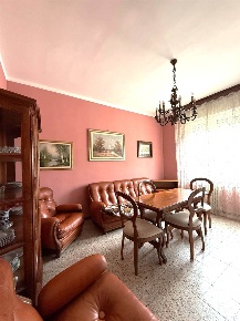 Foto Appartamento a Vercelli Semicentro di 65 m² con 3 locali in vendita