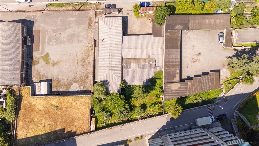 Foto Capannone industriale a Monte Marenzo San Carlo di 600 m² con 3 locali