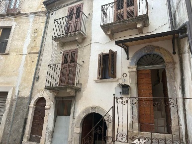 Foto Appartamento in VIA ALDO MORO, Introdacqua Centro di 110 m² in vendita