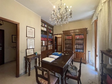 Foto Ufficio a Piacenza Via Taverna - Ospedale di 80 m² con 2 locali
