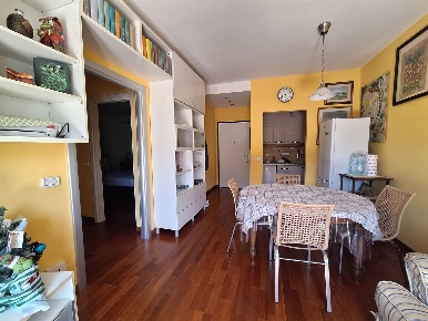 Foto Appartamento a Fermo Lido Di Fermo di 75 m² con 4 locali in vendita
