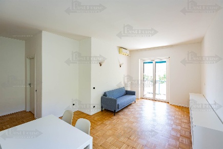 Foto Appartamento in via Alcuino 16, Milano Sempione di 111 m² con 3 locali