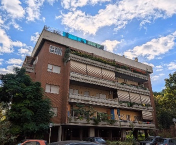Foto Appartamento in Via Paolo Luigi Guerra 5, Roma Cinecittà di 81 m²
