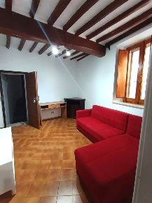 Foto Appartamento a Poggibonsi Centro di 53 m² con 3 locali in vendita