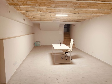Foto Ufficio a Altamura di 40 m² con 1 locali in affitto