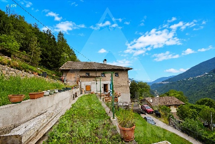 Foto Appartamento a Sover di 70 m² con 4 locali in vendita