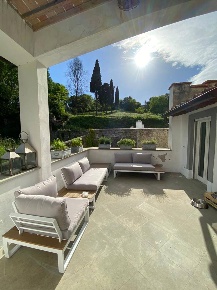 Foto Appartamento in VIA TORRE DEL GALLO, Firenze di 200 m² con 8 locali