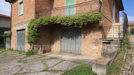 Foto Casa indipendente a Montepulciano Gracciano di 136 m² con 10 locali