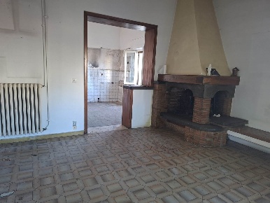Foto Villa unifamiliare a Signa Centro di 225 m² con 8 locali in vendita