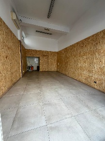 Foto Attività commerciale in Via Lenin Nicolaj 128, Misterbianco Centro