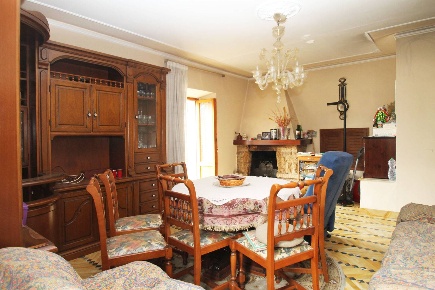 Foto Appartamento a Sovicille Brenna di 84 m² con 4 locali in vendita