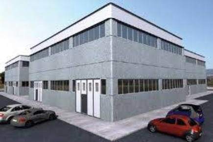 Foto Capannone industriale a Prato Paperino di 900 m² con 3 locali