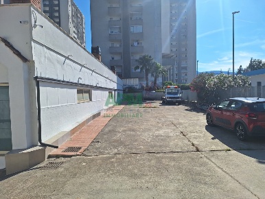 Foto Capannone industriale in VIA DEGLI STADI 119, Cosenza di 1100 m²