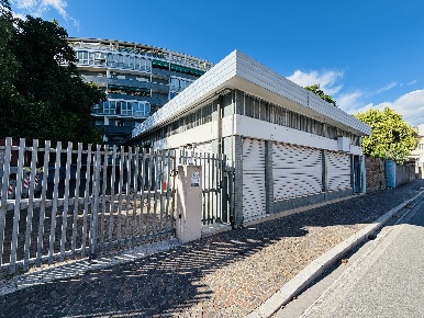 Foto Negozio in viale delle ferriere 3 Udine, Udine Stazione - Europa