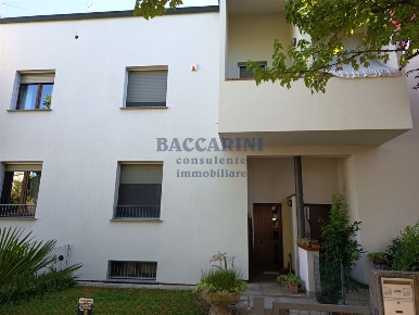 Foto Casa indipendente in VIA DAL PANE, Faenza di 190 m² con 6 locali
