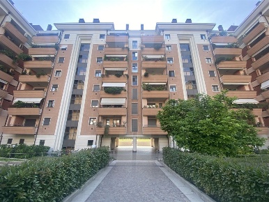 Foto Appartamento in VIA MAZZINI, Cusano Milanino di 118 m² con 4 locali