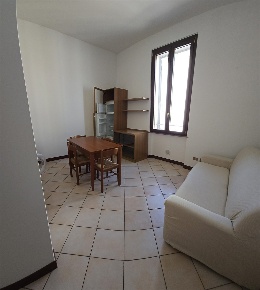 Foto Appartamento in via massarotti, Cremona Centro di 52 m² con 2 locali