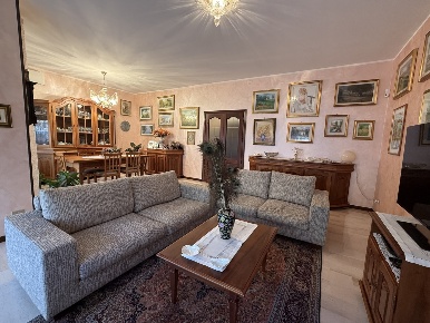 Foto Appartamento in Via Roberto Moroni 7A, Sesto San Giovanni di 182 m²