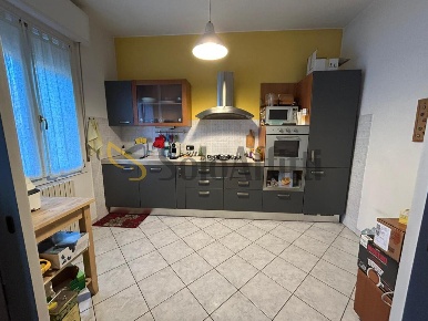 Foto Appartamento in Via Puccini Giacomo, Modena Musicisti di 80 m²