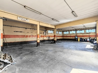 Foto Capannone industriale in Via Terra Rossa Fonda 1, Buggiano di 250 m²