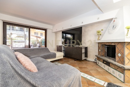 Foto Appartamento in Via Vampolieri 34, Aci Catena Vambolieri di 140 m²
