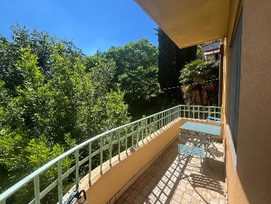 Foto Appartamento in Via Bagni di Mario, Bologna Colli San Mamolo di 102 m²