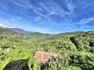 Foto Attico a Lumarzo di 56 m² con 4 locali in vendita
