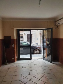Foto Locale commerciale in Via Ettore e Ruggero de Medici 18, Lamezia Terme