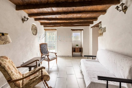 Foto Rustico in Siglioli, Vessalico di 155 m² con 5 locali in vendita
