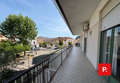 Foto Appartamento in Piazza Alcide De Gasperi, Macerata Campania Centro